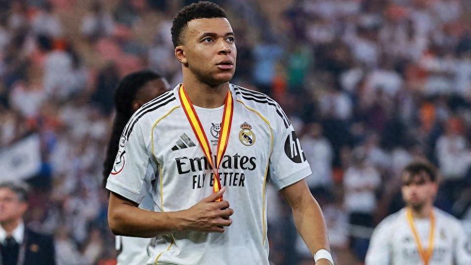 kaiyun网站-姆巴佩的“主帅魔咒”：所到之处，教练难逃下课命运